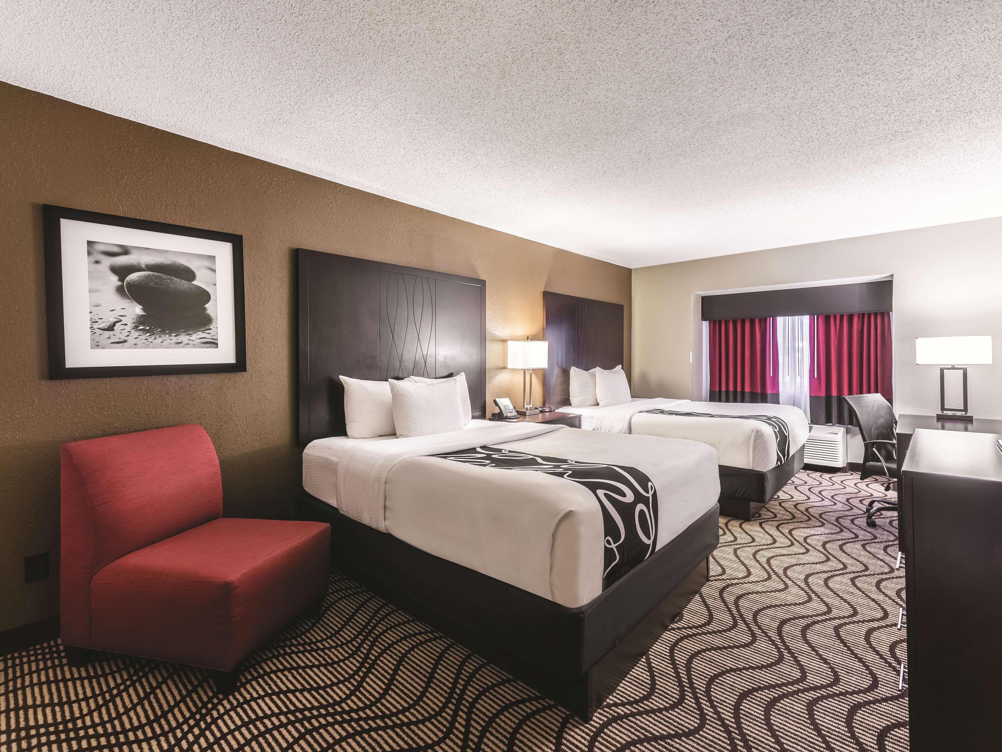 La Quinta By Wyndham Collinsville - St. Louis Exterior photo