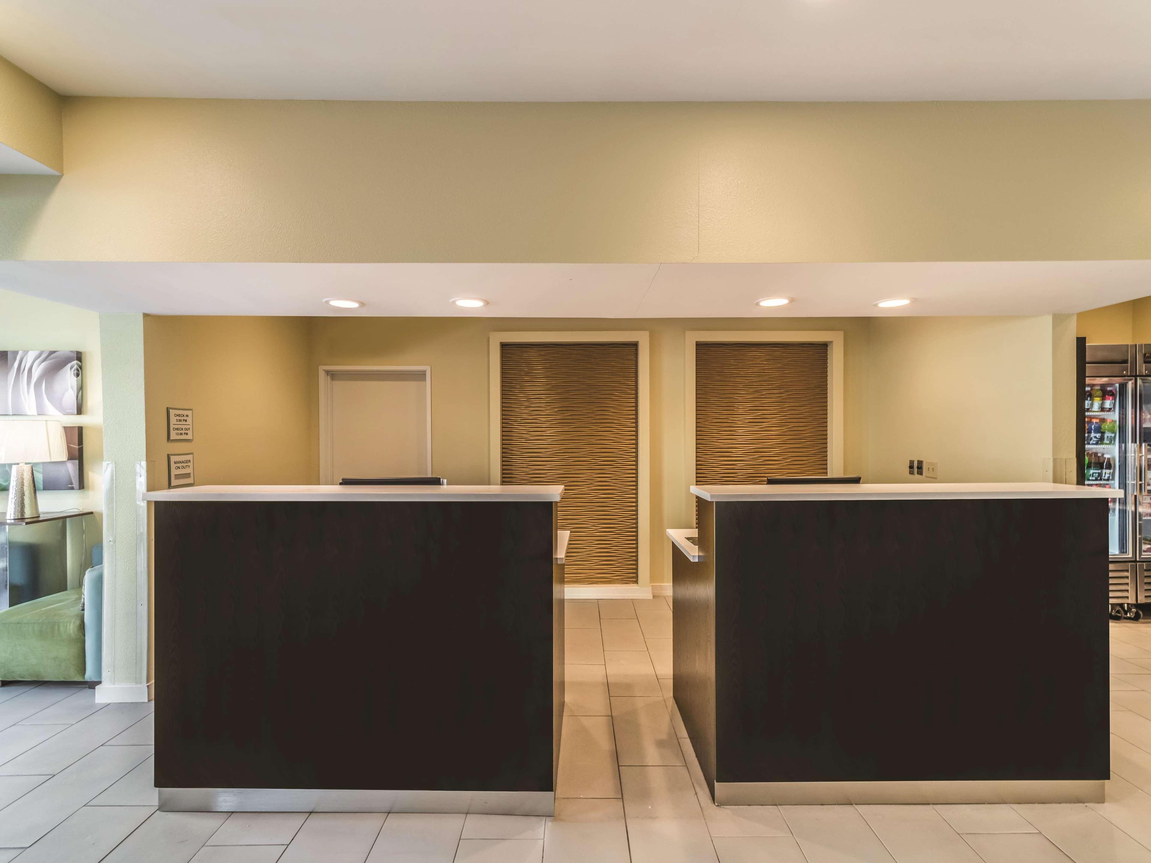 La Quinta By Wyndham Collinsville - St. Louis Exterior photo